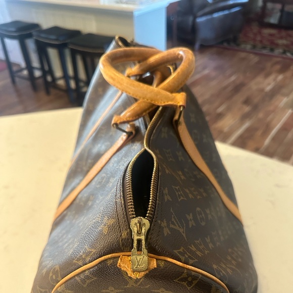 LOUIS VUITTON Monogram Keepall 55 GUC - Picture 8 of 15